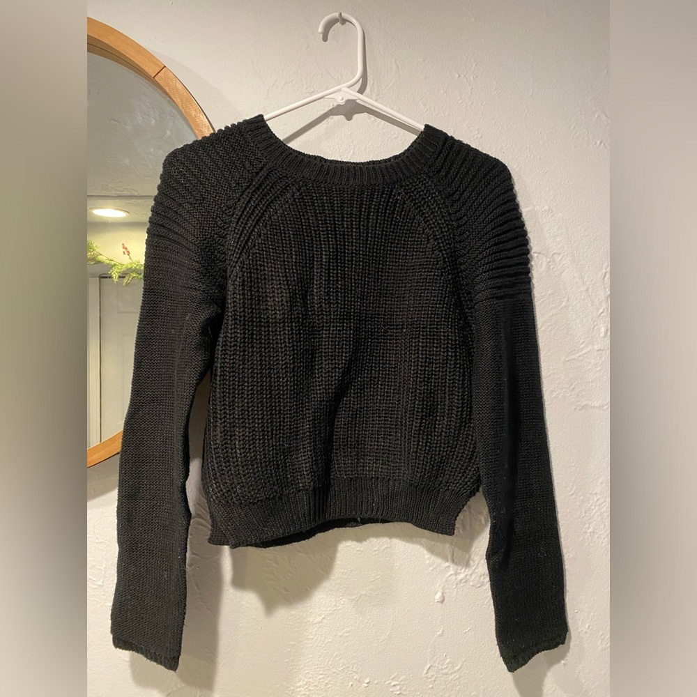 Black Cable Knit Crew Neck Crop Sweater